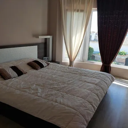 Отель Paradise Garden Bliznatsi